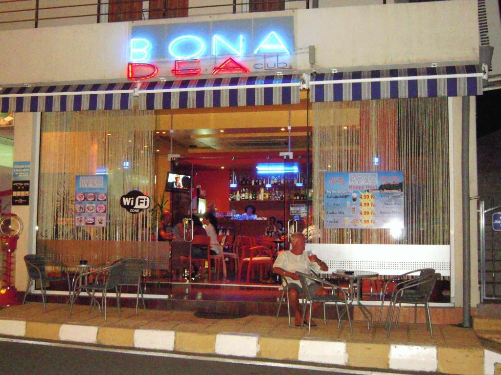Bona Dea Club Hotel Sveti Vlas Exterior photo