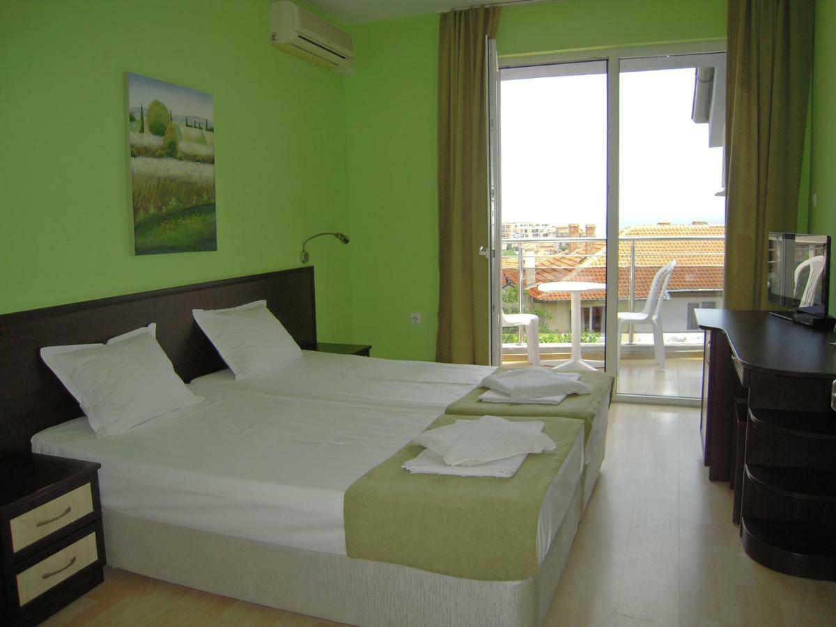 Bona Dea Club Hotel Sveti Vlas Exterior photo